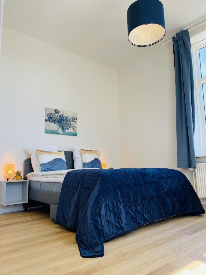 Aday - Blue Light Suite Apartment In The Center Of Hjørring Екстериор снимка